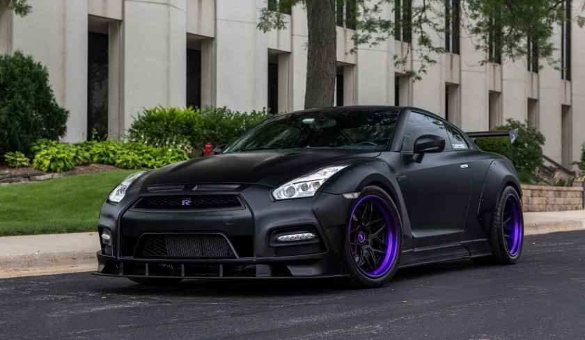 Nissan GTR 35