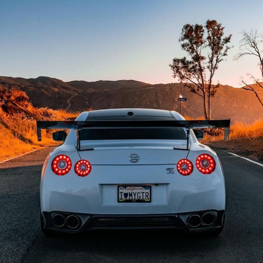 Nissan Skyline r35