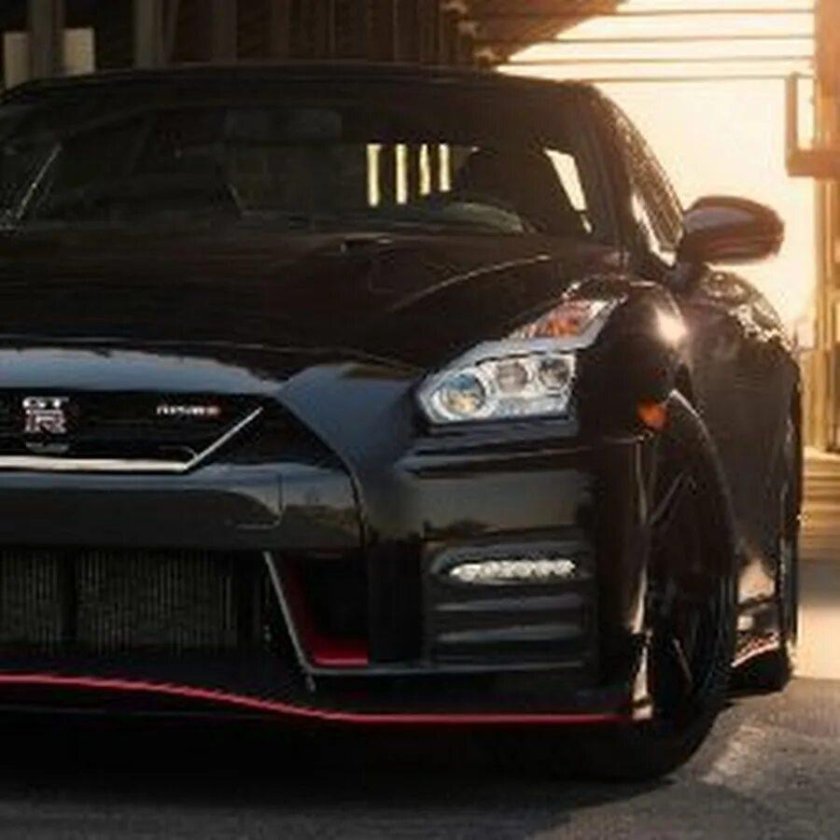 Ниссан ГТР 35 нисмо