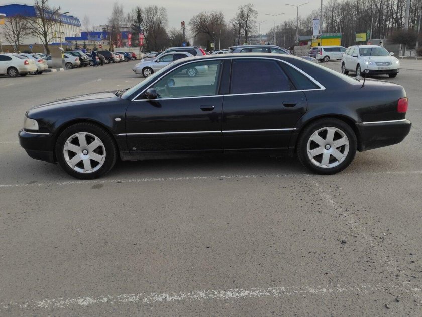 Ауди а 8 2001