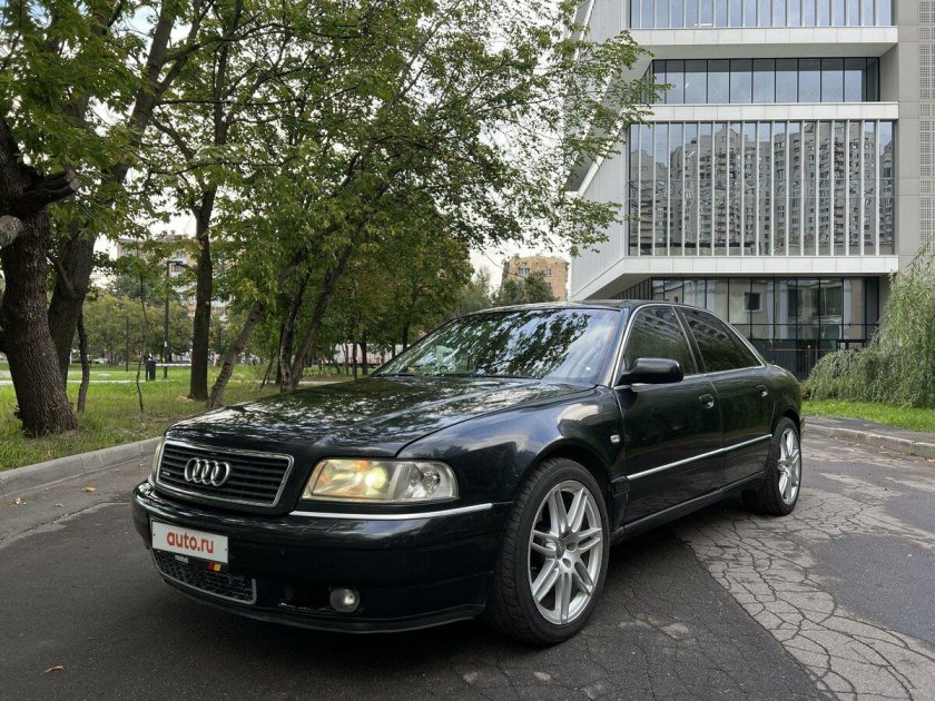 Ауди а 8 1999 года