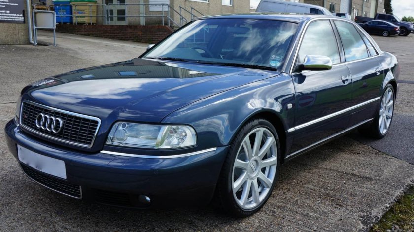 Ауди а8 2002