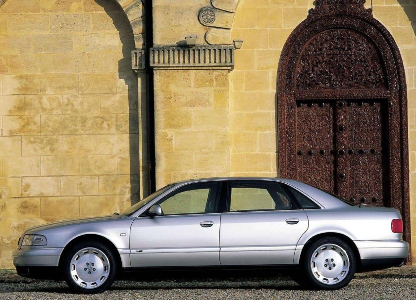 Audi a8 d2 2001
