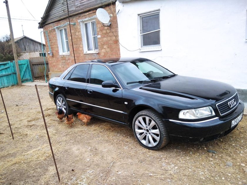 Ауди 100 с4 черная