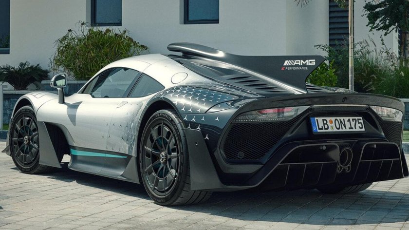 Mercedes AMG one 2022
