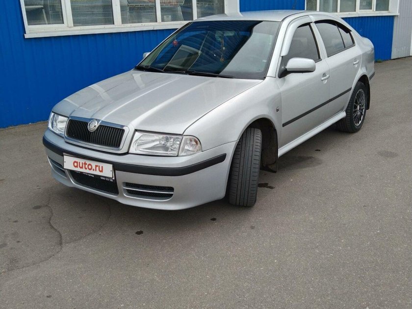 Шкода Октавия 1998