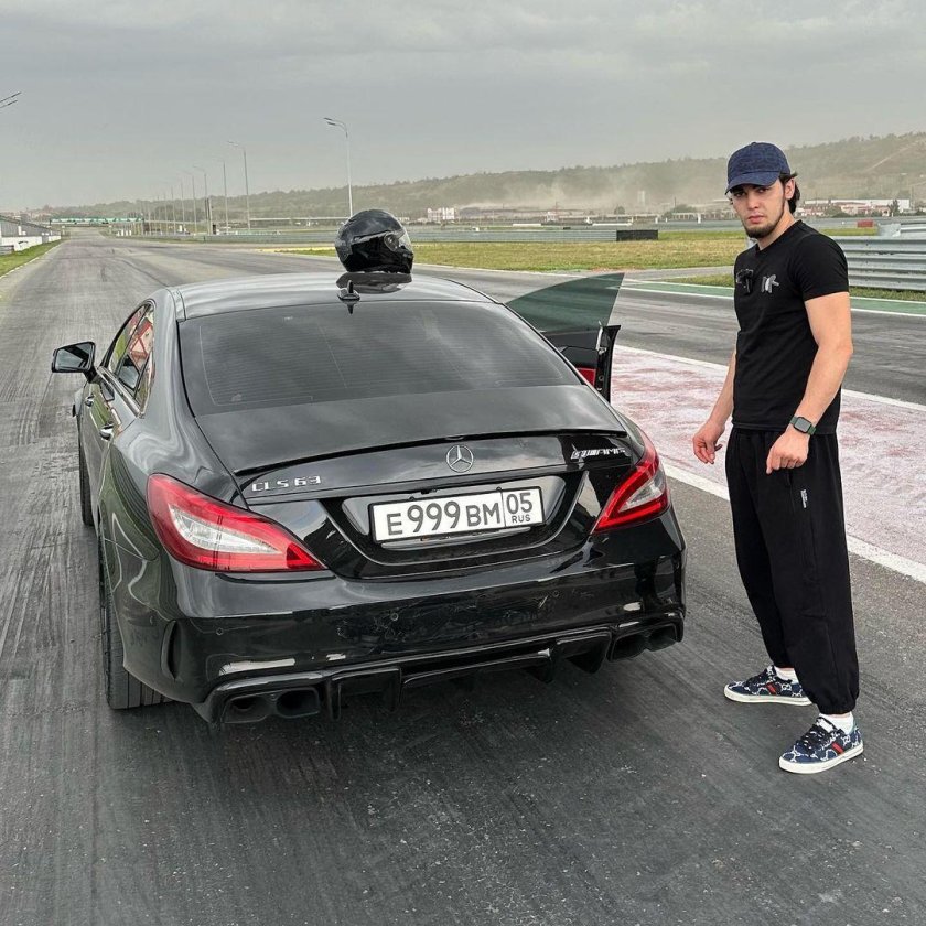 Мерседес ЦЛС Ахмеда