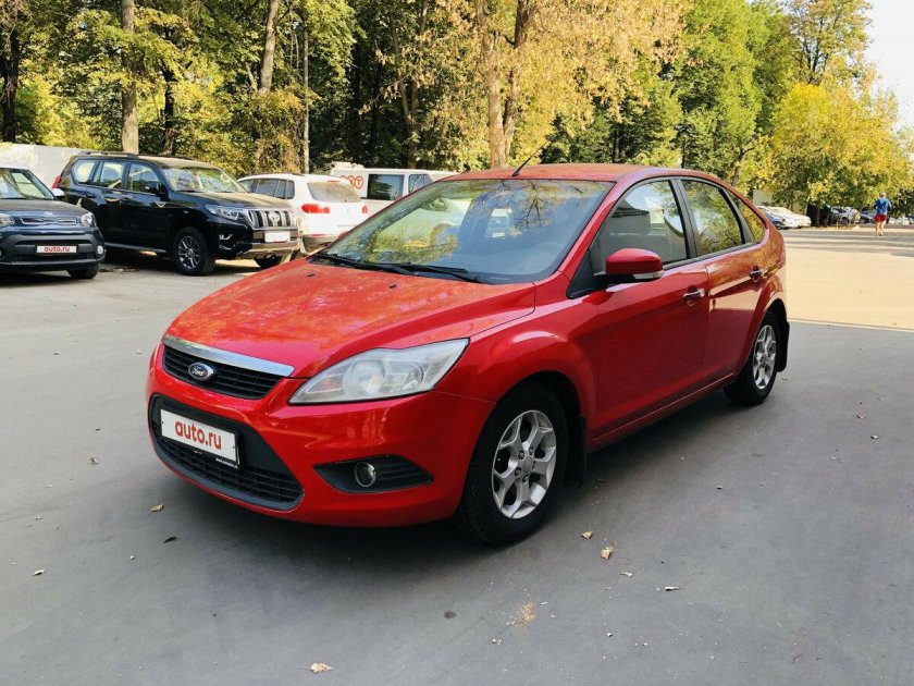 Форд фокус 2 Рестайлинг хэтчбек красный