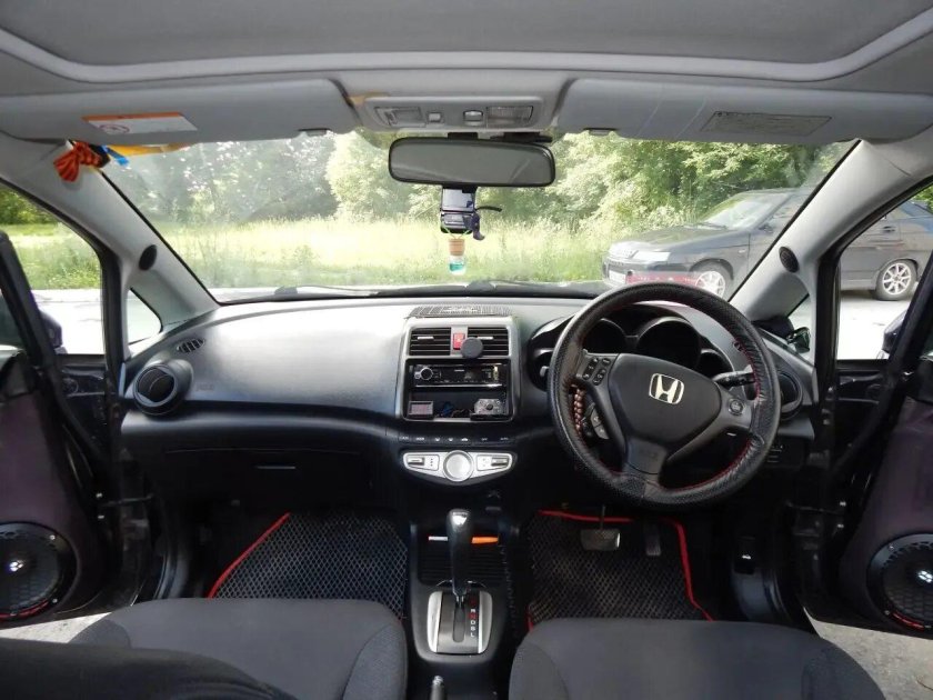 Хонда аирвейв 2006 салон