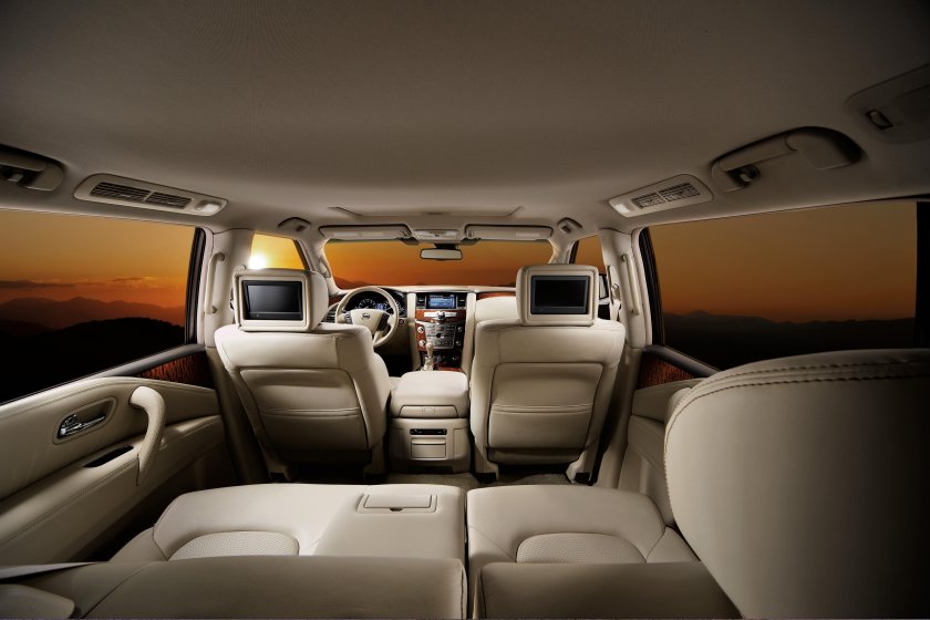 Nissan Patrol y62 Interior