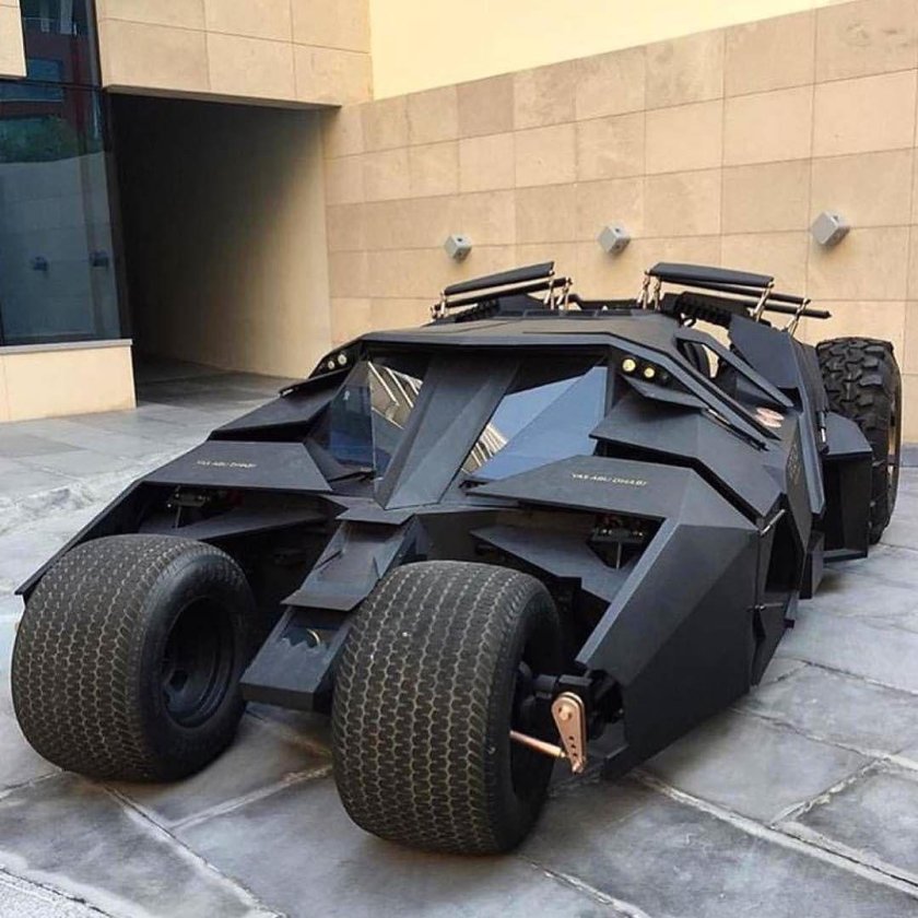 Бэтмобиль 2022