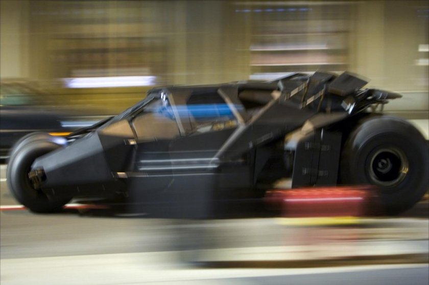 Бэтмобиль Брюса Уэйна