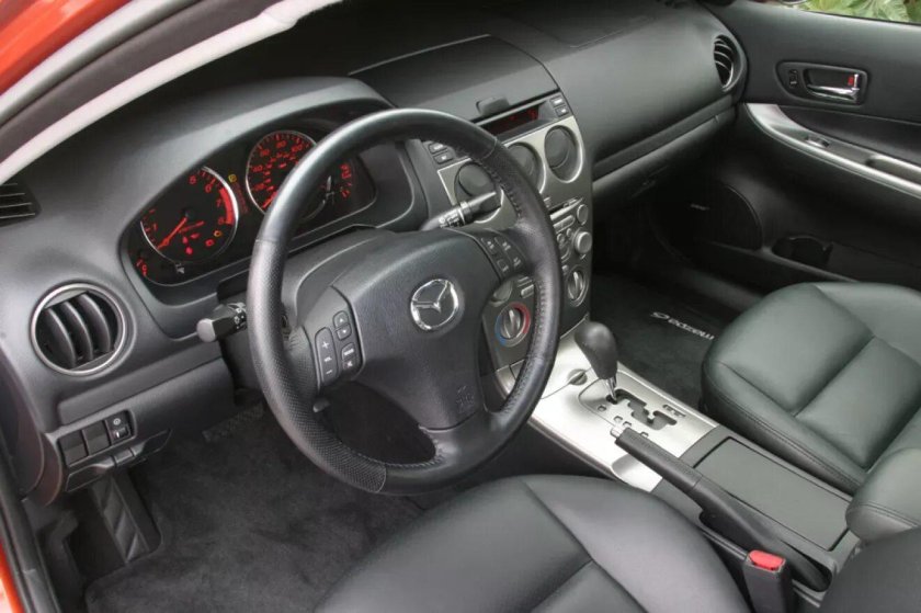 Mazda 6 2004