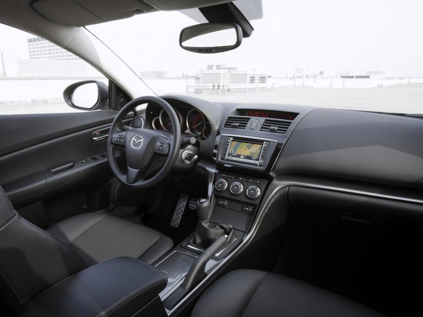 Mazda 6 GH 2012 салон