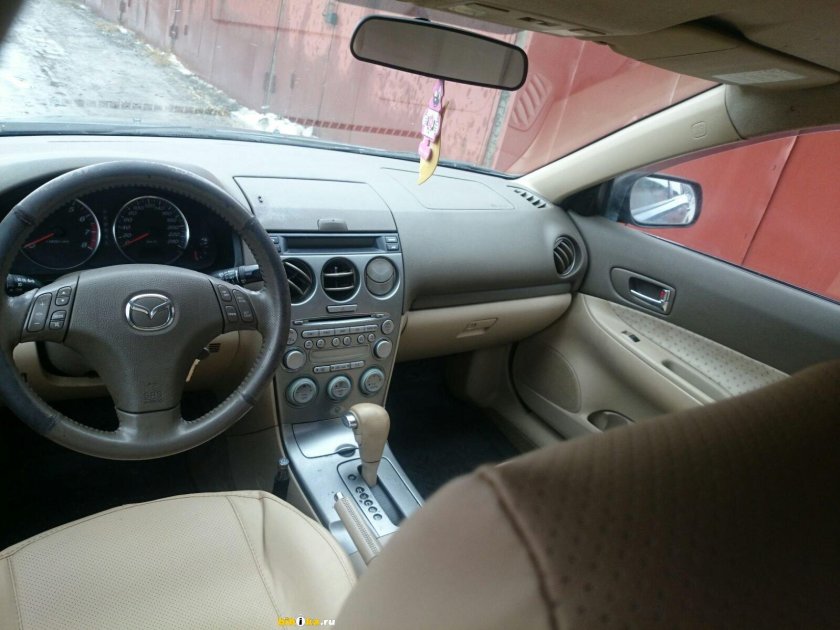 Мазда 6 1 поколение салон