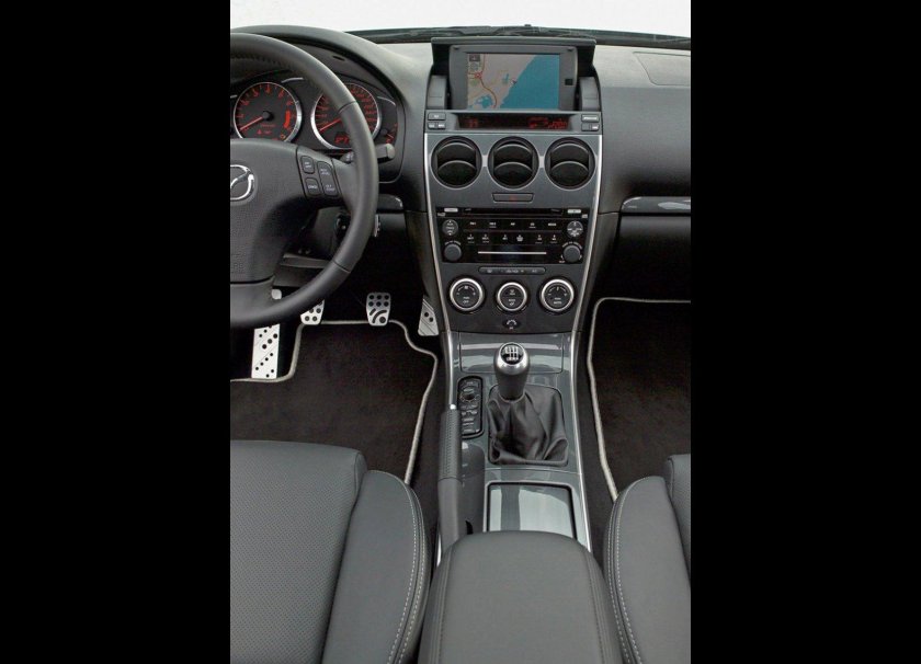 Mazda 6 MPS салон