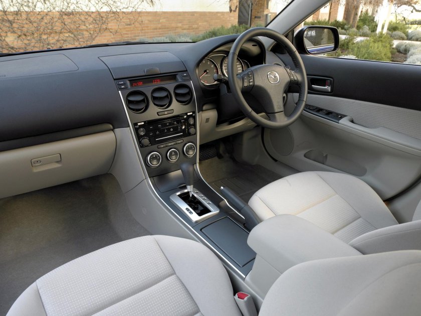 Mazda 6 gg 2007 салон