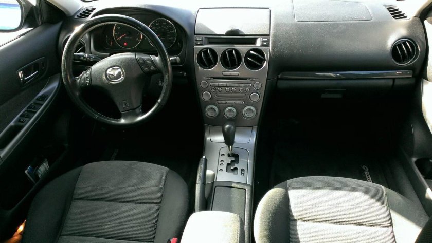 Mazda 6 2004