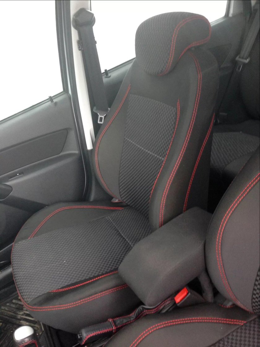 Авточехлы Lada Granta 2014