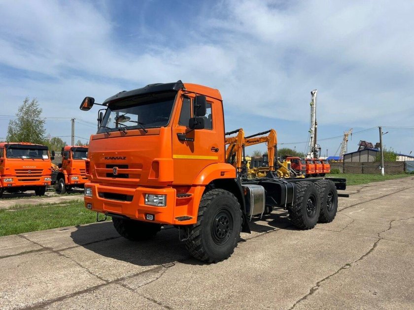 Седельный тягач камаз 43118 с кму ит-150