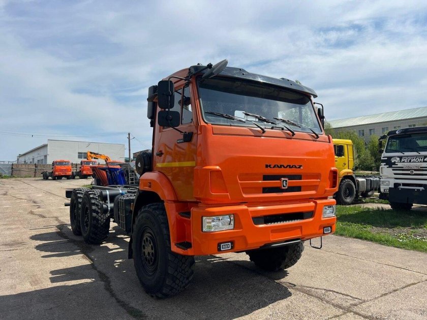 Седельный тягач камаз 65221-6020-53