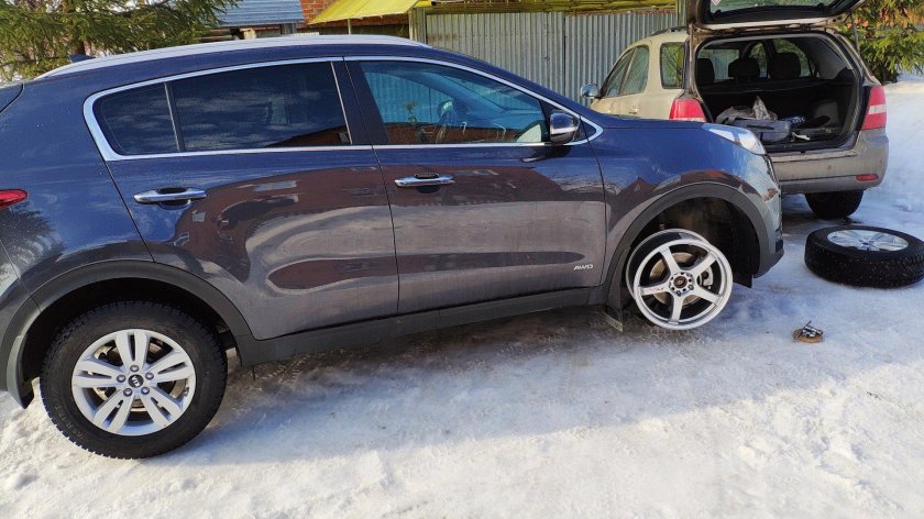 Колеса Kia Sportage r17
