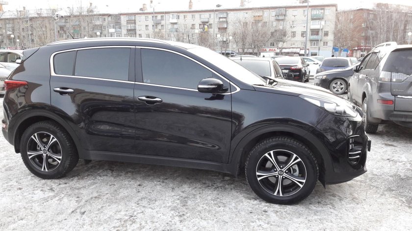 Kia sportage black edition