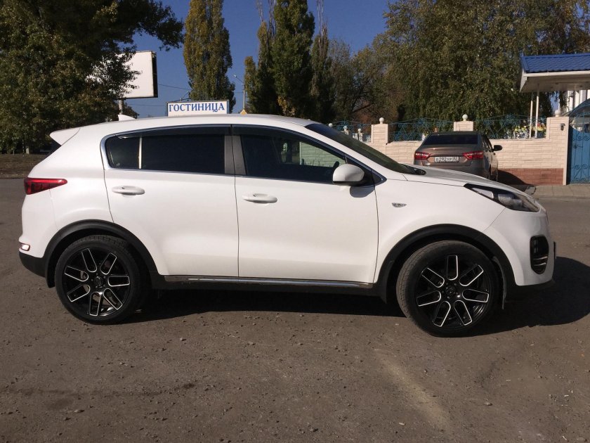 Kia Sportage 4 диски r19