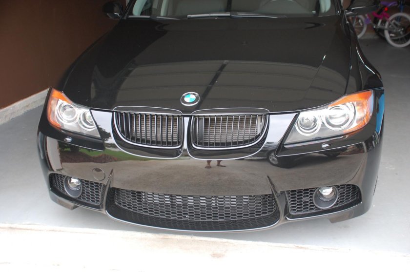 Передний бампер BMW e90 Performance