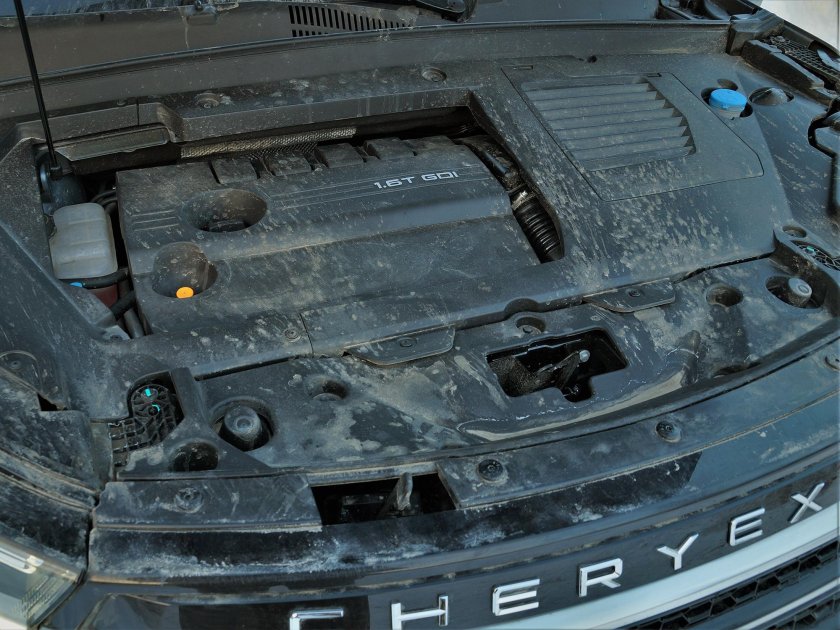 Защита под капотом