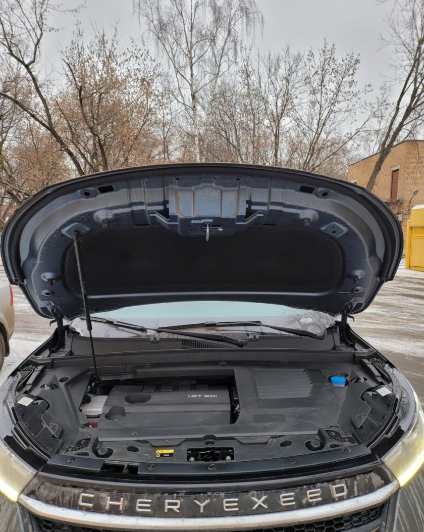 Уплотнитель капота Exeed TXL