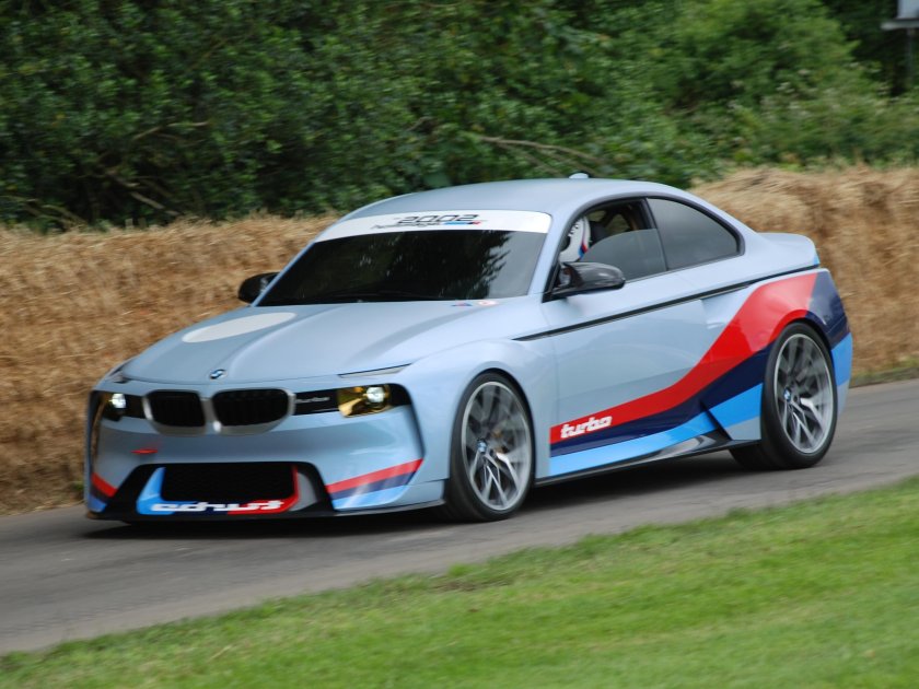 BMW 2002 hommage