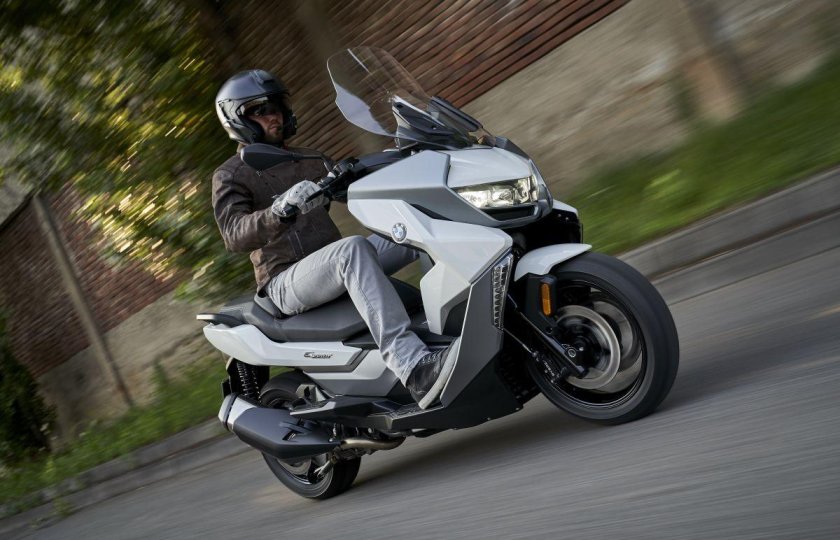 BMW gt 400 скутер