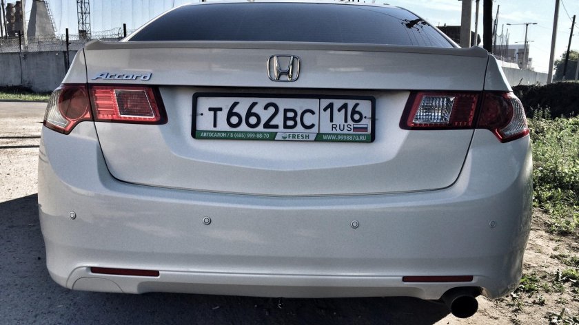 Honda Accord 10 зад