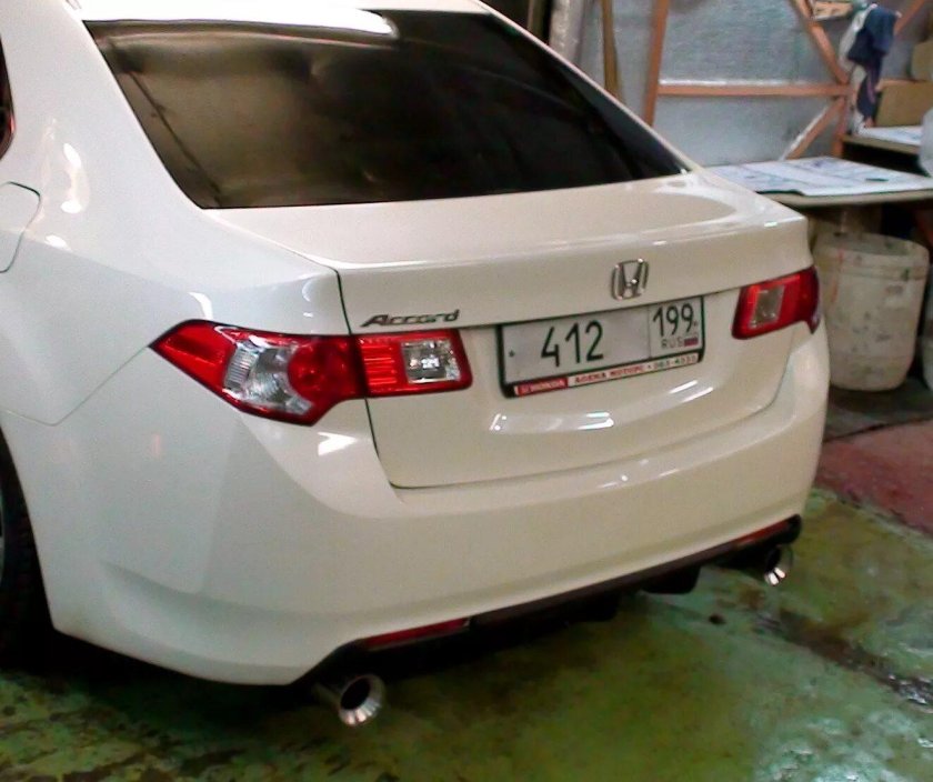 Диффузор заднего бампера