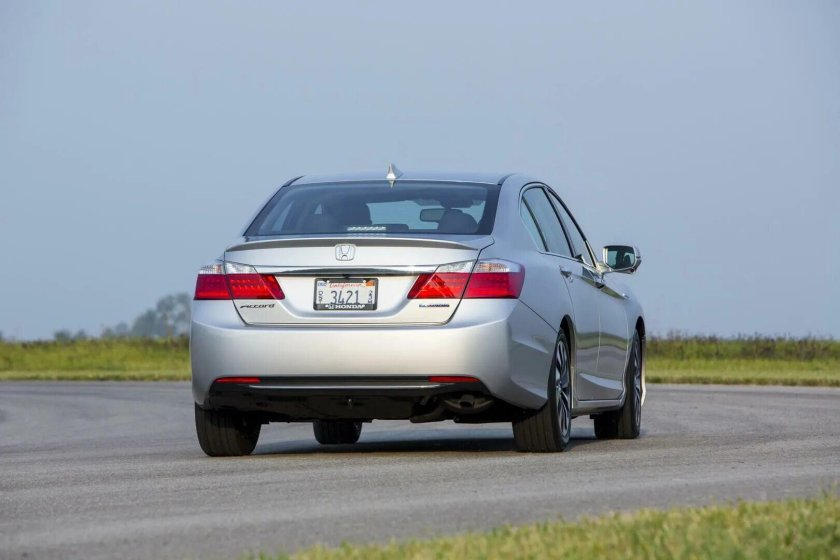 Honda Accord Hybrid 2013