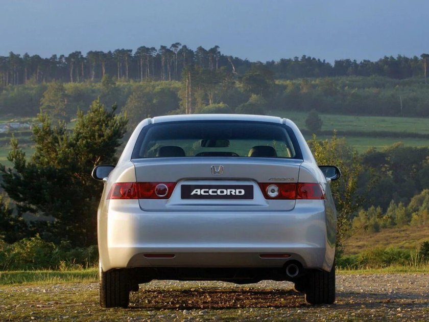 Honda Accord 7 поколение