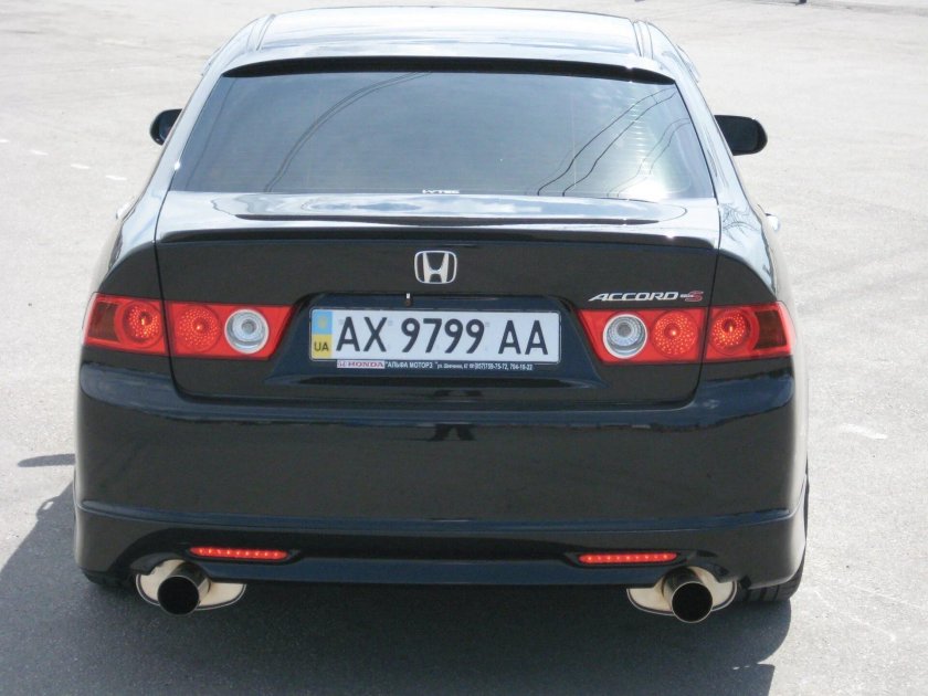 Honda Accord 7 сзади