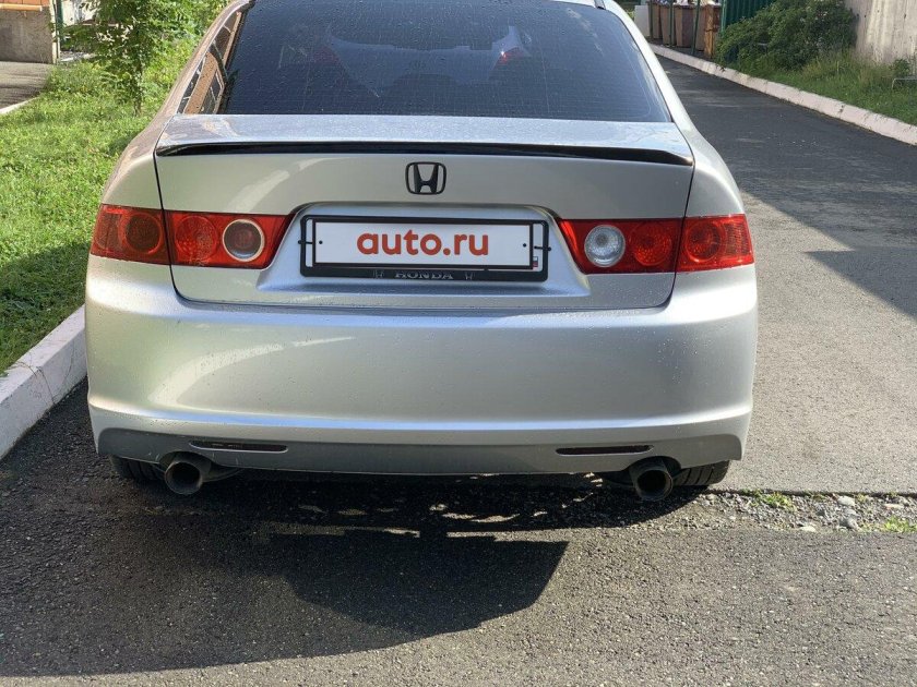 Honda Accord 2001 зад