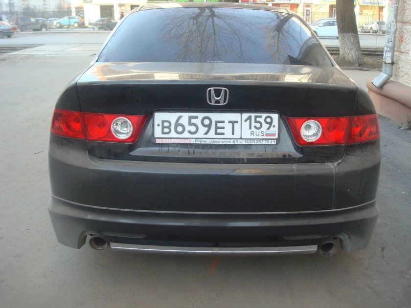 Honda Accord 7 сзади
