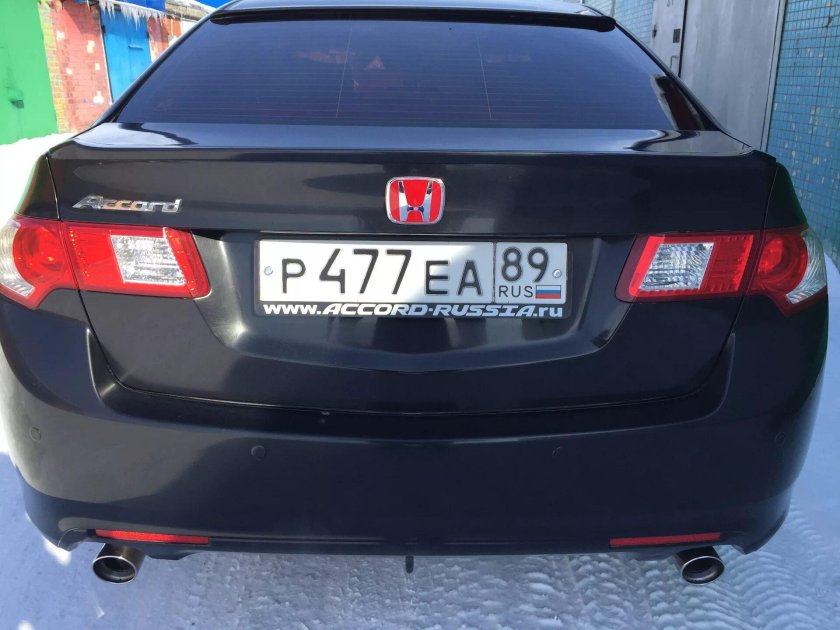 Honda Accord 8 сзади