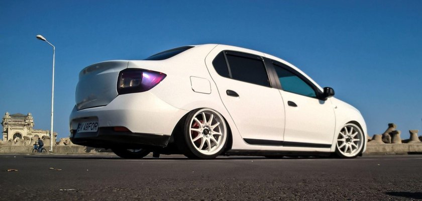 Рено Логан стенс