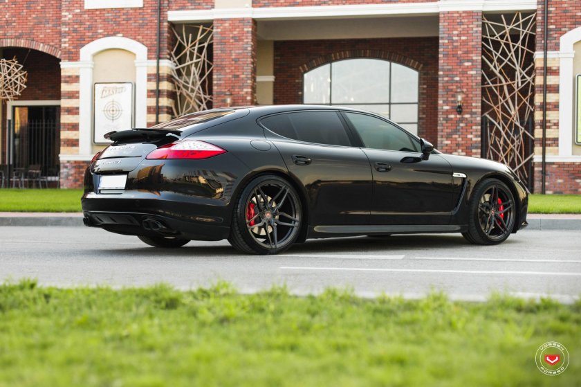 Porsche Panamera GTS