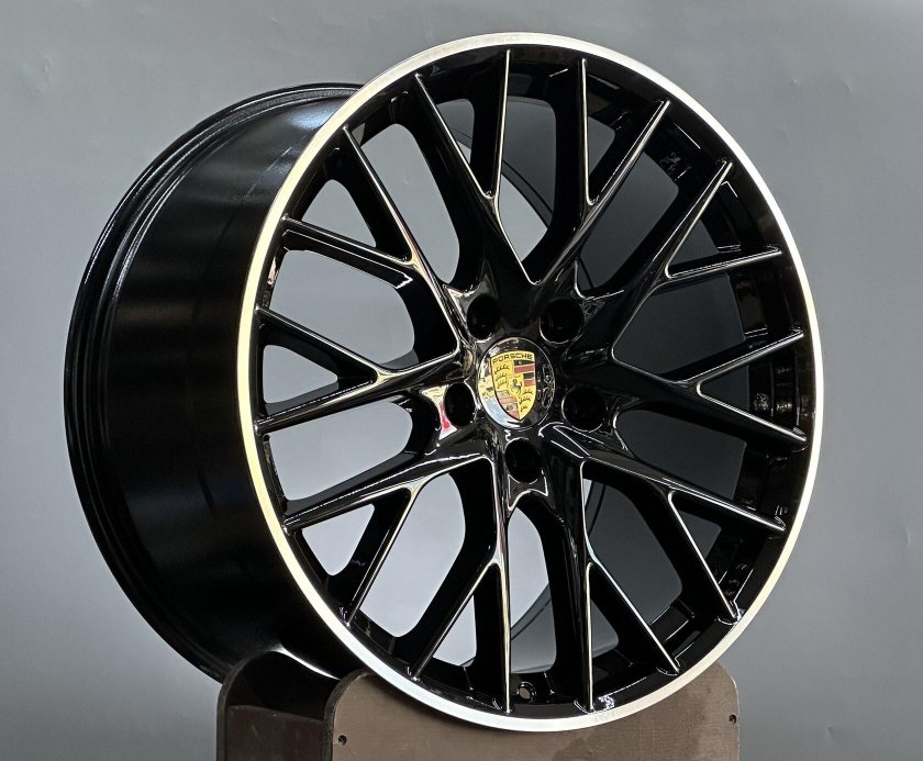 Диски черные Porsche 971 20