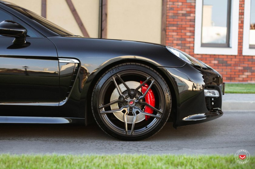 Порше Панамера колеса