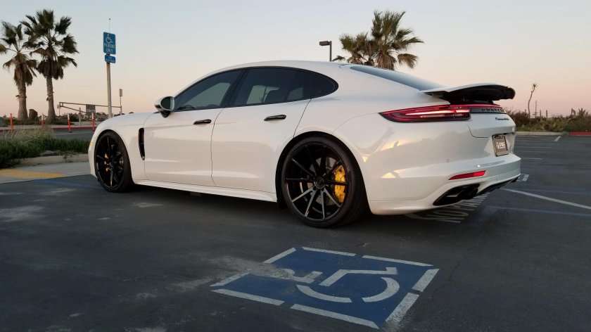 Porsche panamera turbo s