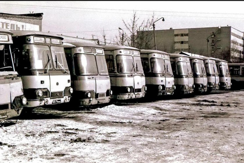 ЛИАЗ 677 3 Автобусный парк
