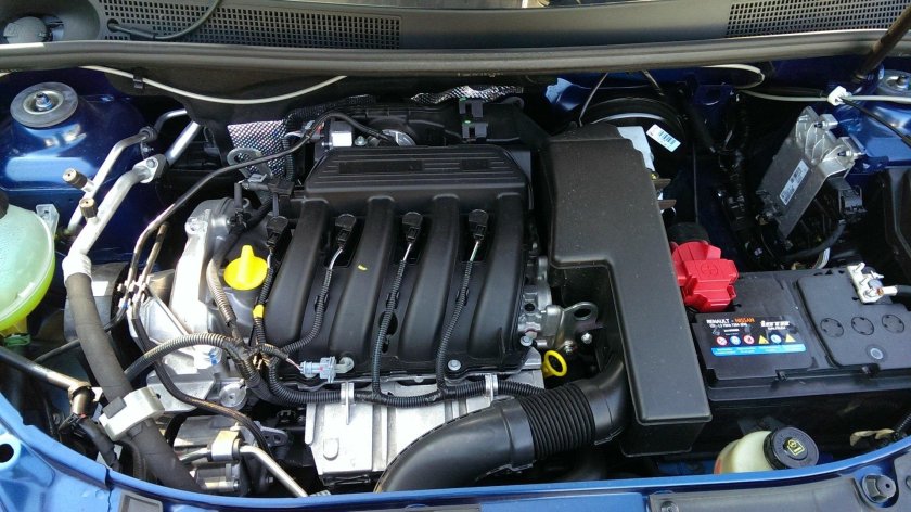 Двигатель Рено Логан 1.6