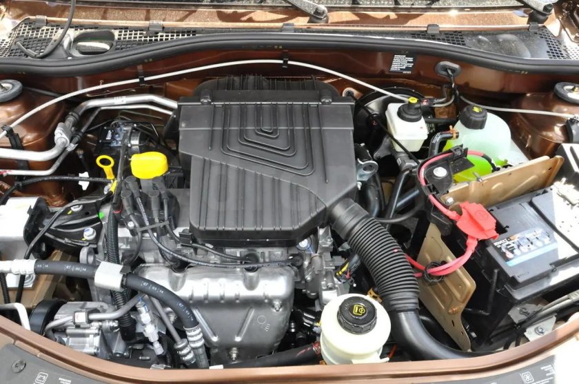 Двигатель Рено Логан k7m