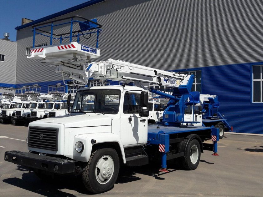 Автогидроподъемник ВИПО-22-01